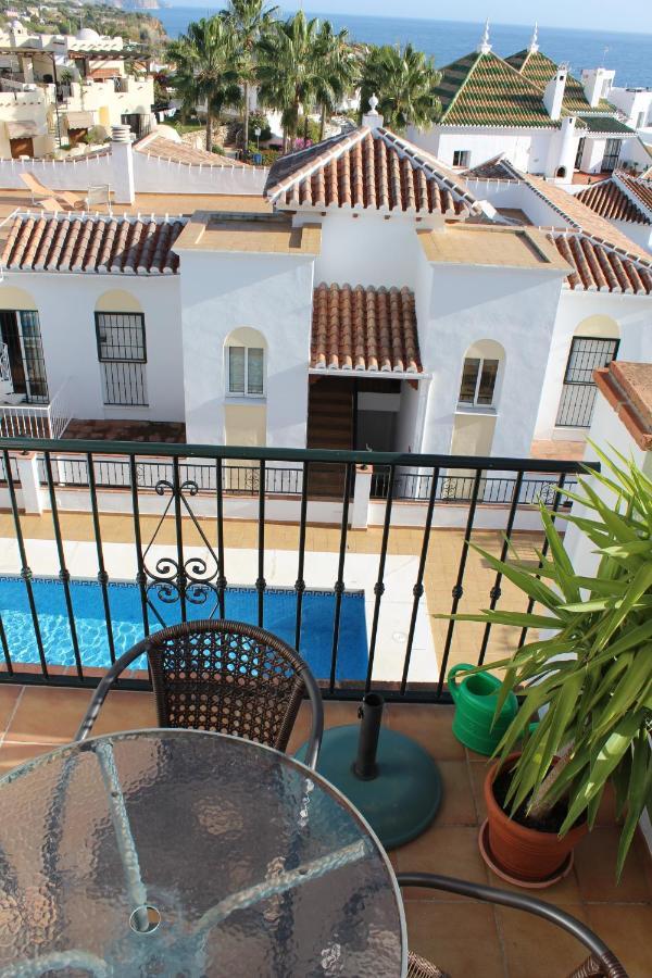 Playa Burriana, Tva Terasser, Havsutsikt, Pool ネルハ エクステリア 写真